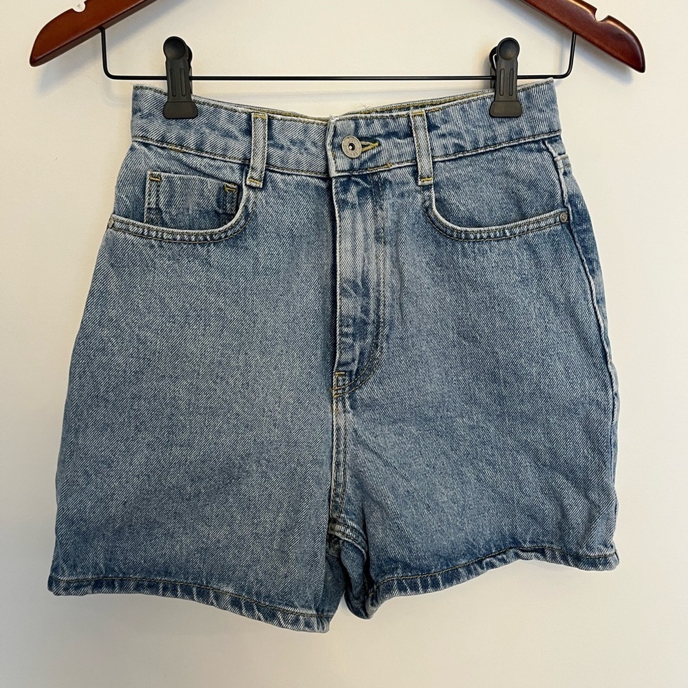 Zara Classic Blue Denim Women's Shorts size 2 - Picture 6 of 6